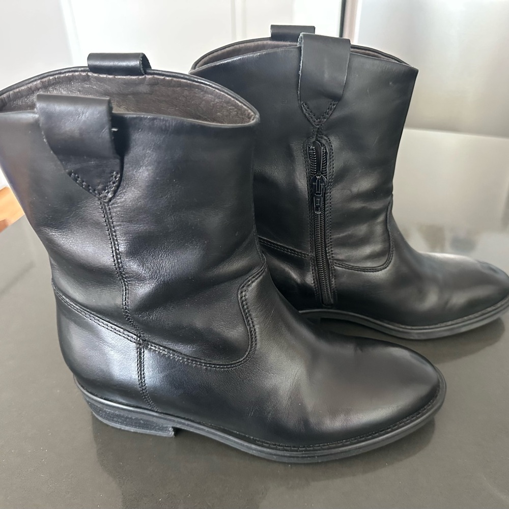 Paola Ferri (Anthropologie) Western style Black Leather Ankle Boots